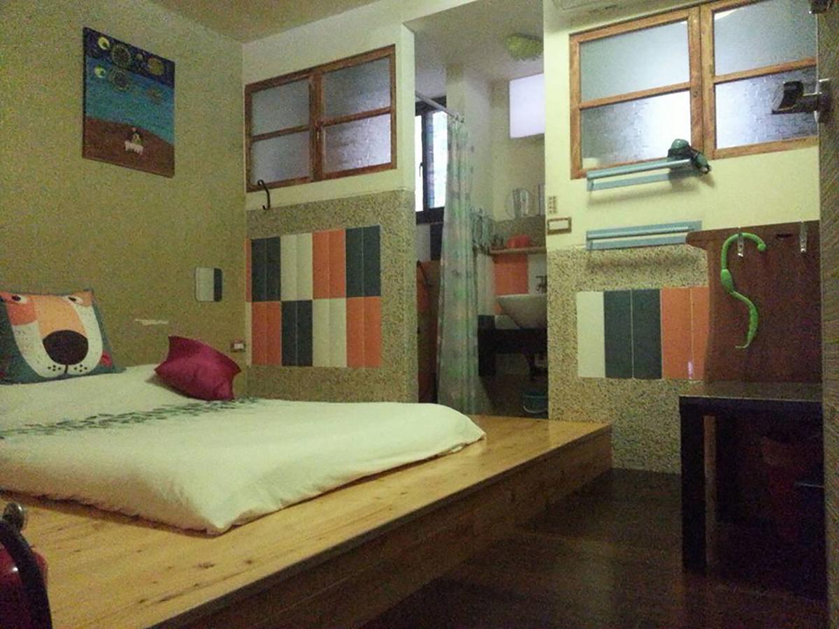 馬公市 Sha Feng Lu Dian Bed & Breakfast エクステリア 写真