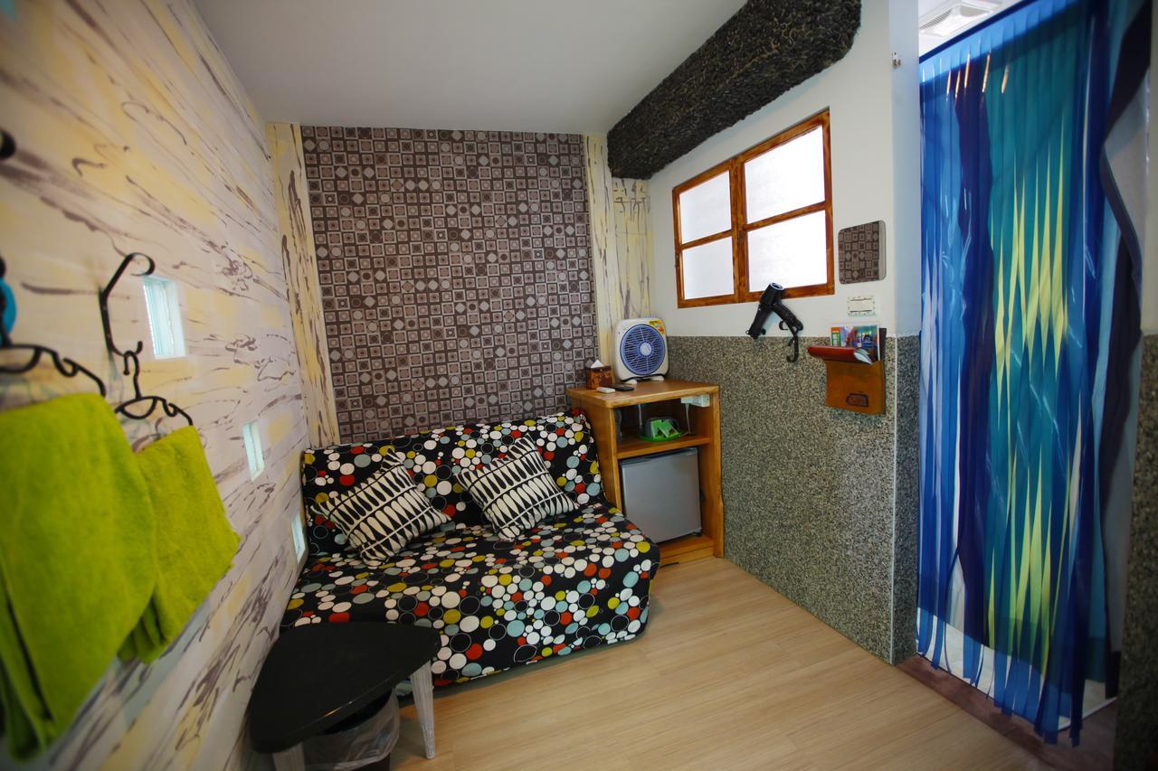 馬公市 Sha Feng Lu Dian Bed & Breakfast エクステリア 写真
