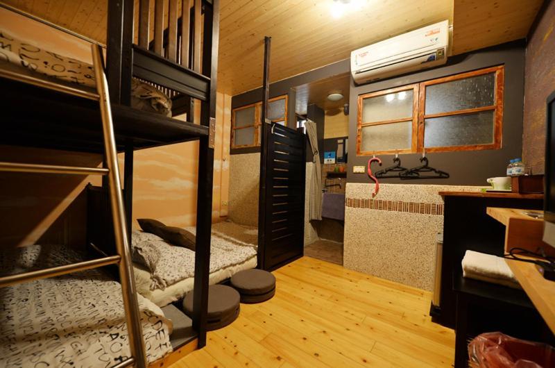 馬公市 Sha Feng Lu Dian Bed & Breakfast エクステリア 写真